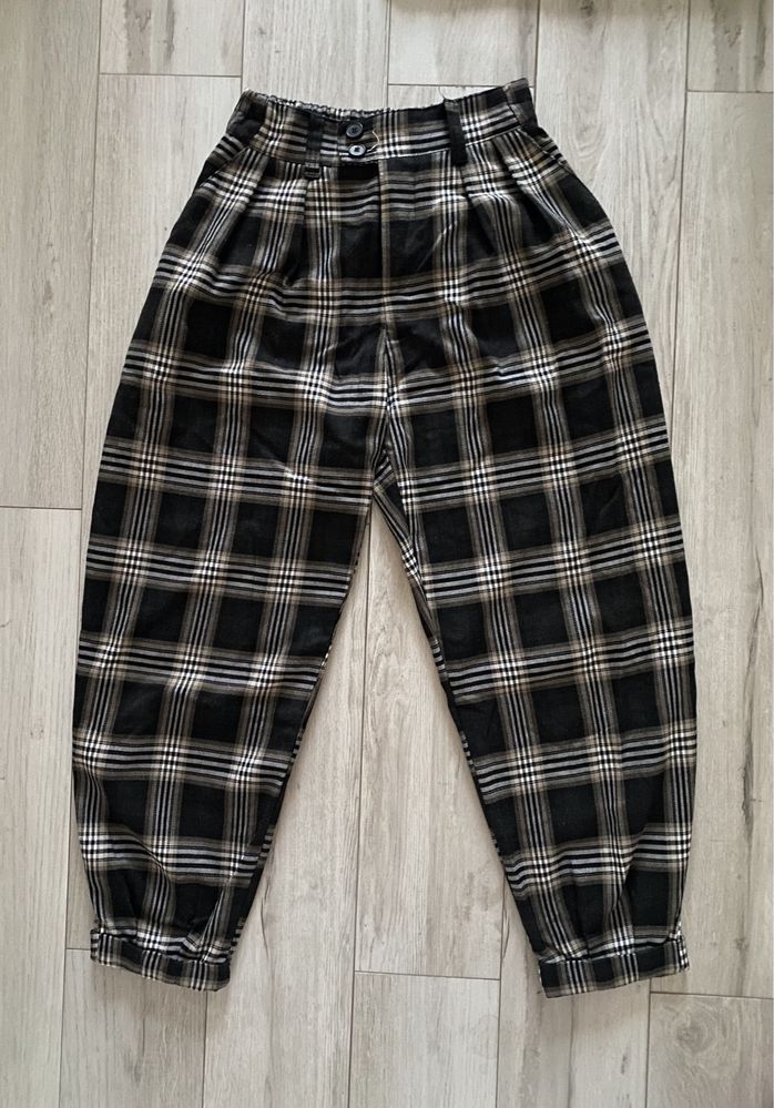 Calças largas da Bershka
