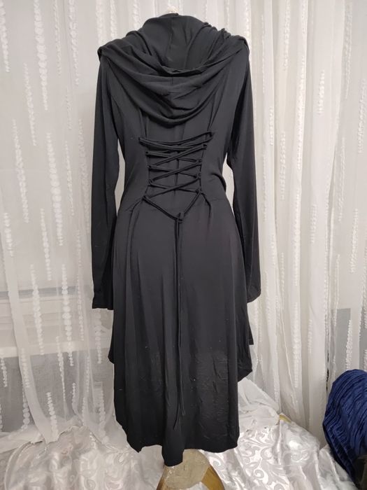 Strój przebranie gotyk suknia gotycka kaptur łańcuch roz. M++