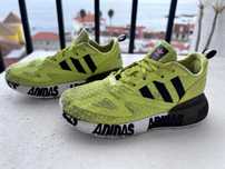 Ténis Adidas tamanho 27