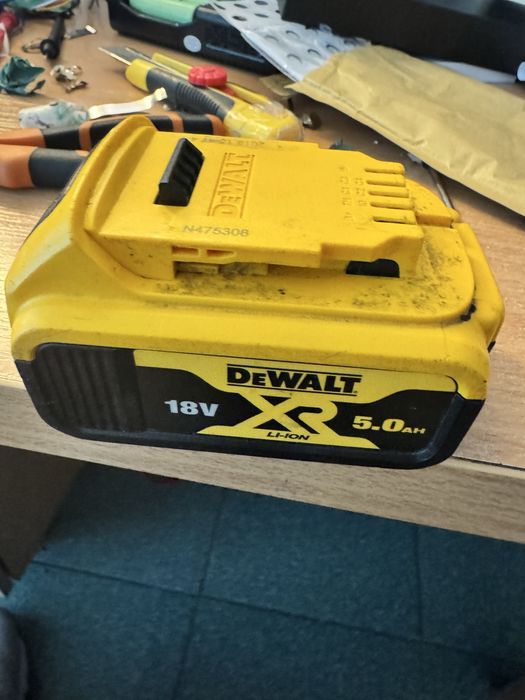 Bateria Dewalt DCB184 18v 5ah *regenerowana*