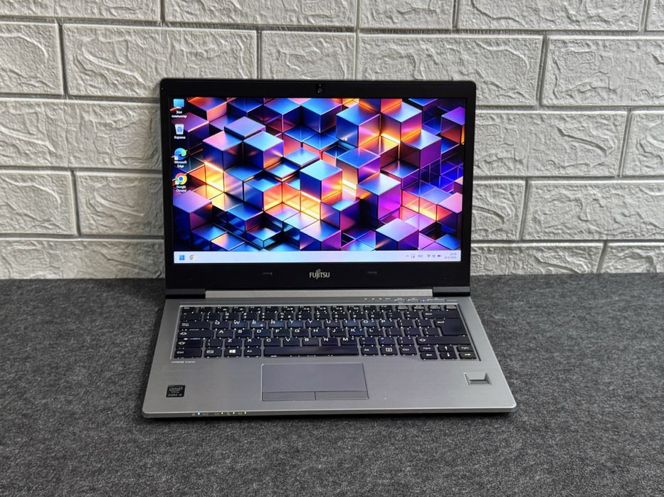 Ноутбук Fujitsu U745 Core i5 8GB Батарея 4 години