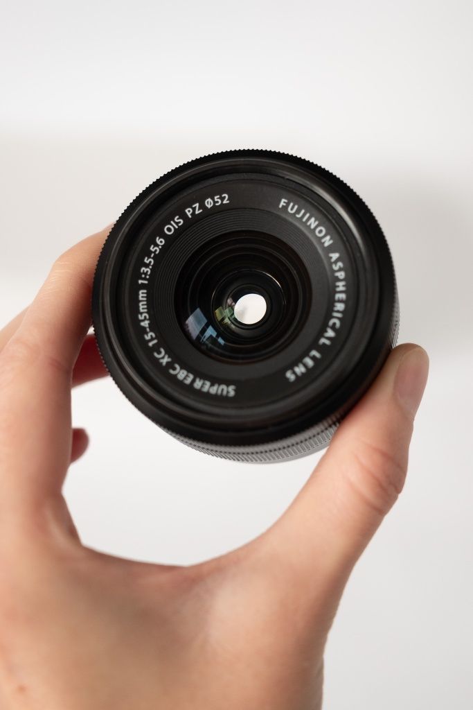 Obiektywy fujinon XF56mm f/1.2 R, XF35mm f/1.4 R i XC15-45mm f/3.5-5.6