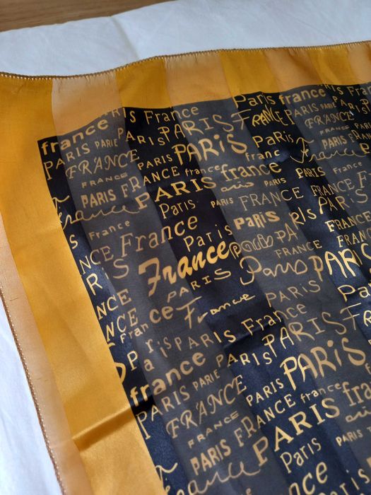 Lenço quadrado  Paris