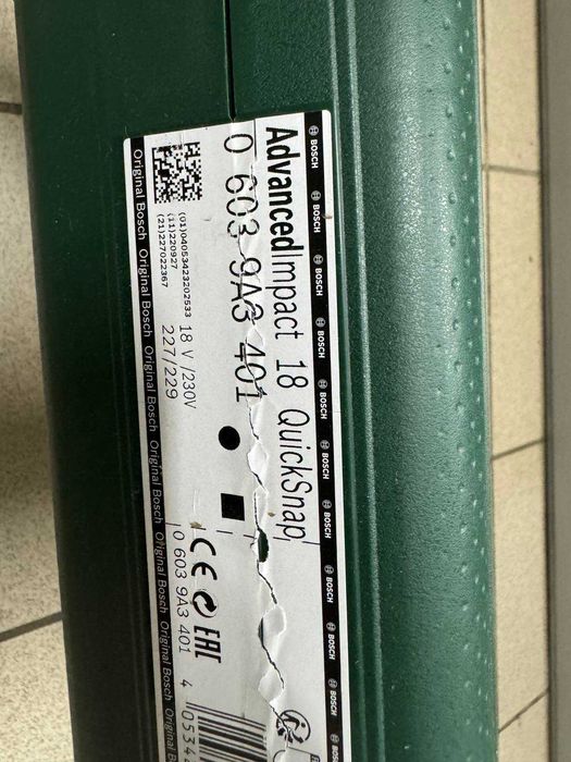 Bosch AdvancedImpact Quick Snap (06039A3401) Ударная дрель-шуруповерт