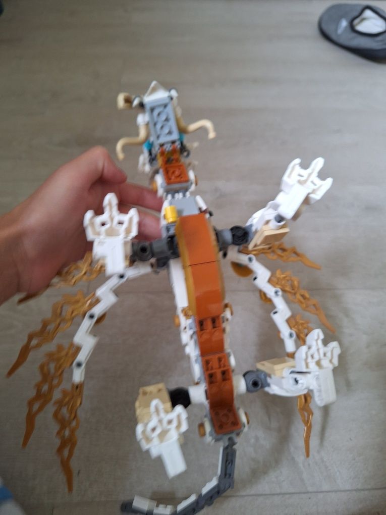 LEGO Ninjago 70734 - Smok mistrza Wu. Nie kompletny