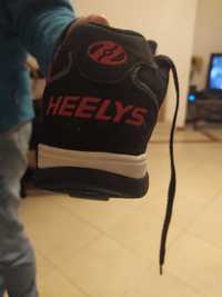 Tênis Heelys como novos com rodas