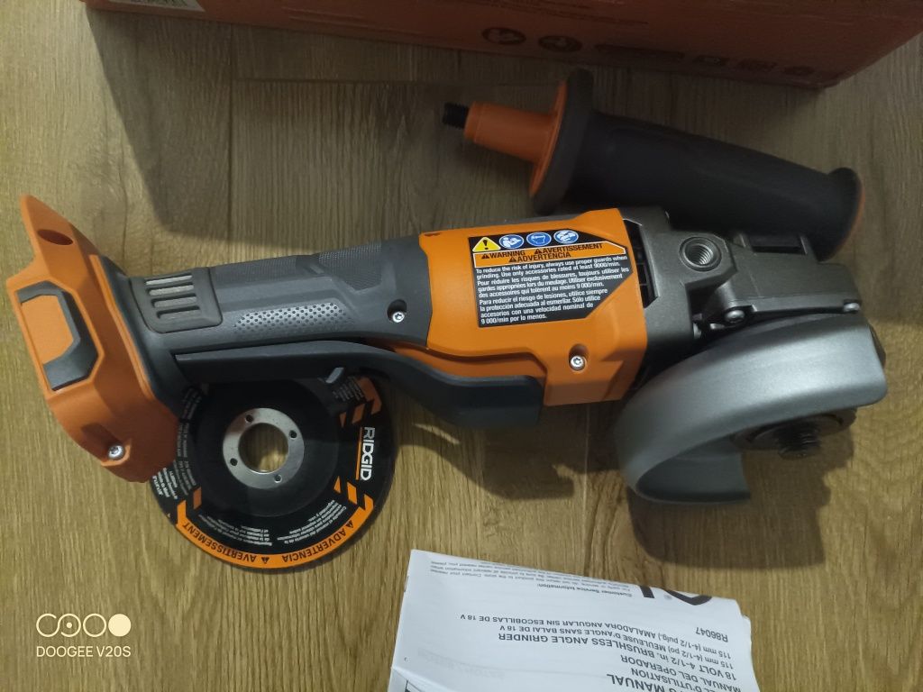 Ridgid R86047 18V Brushless Angle Grinder