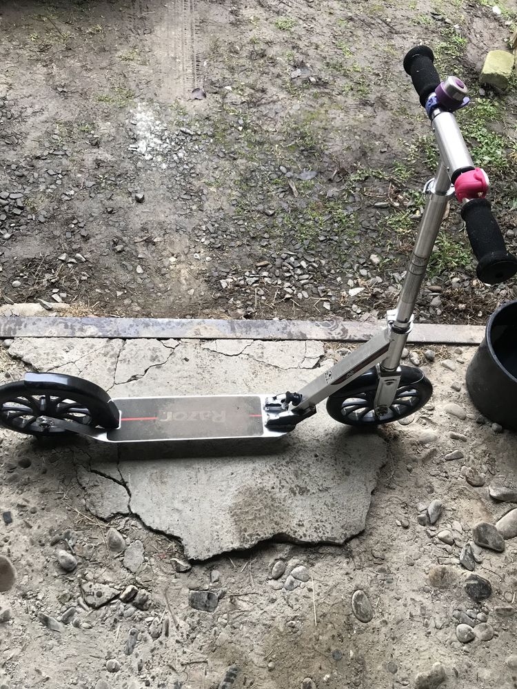 Самокат Razor A6