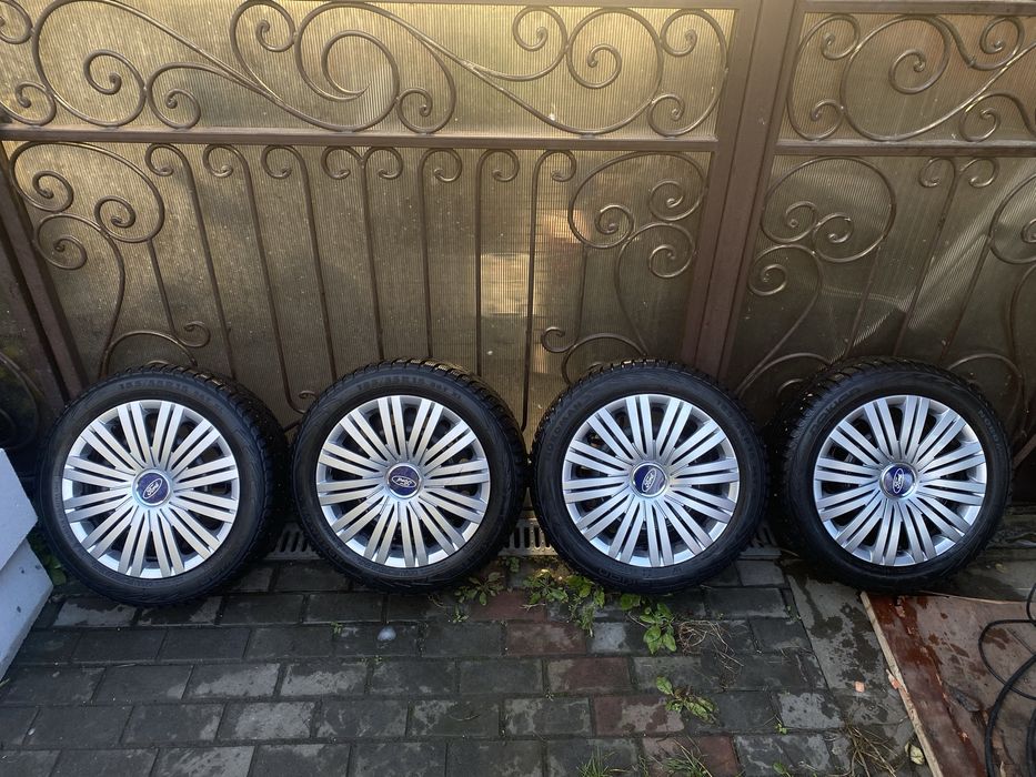 Зимняя резина Nokian 185/55 r15 + диски 4/108 + колпаки Ford ОРИГИНАЛ