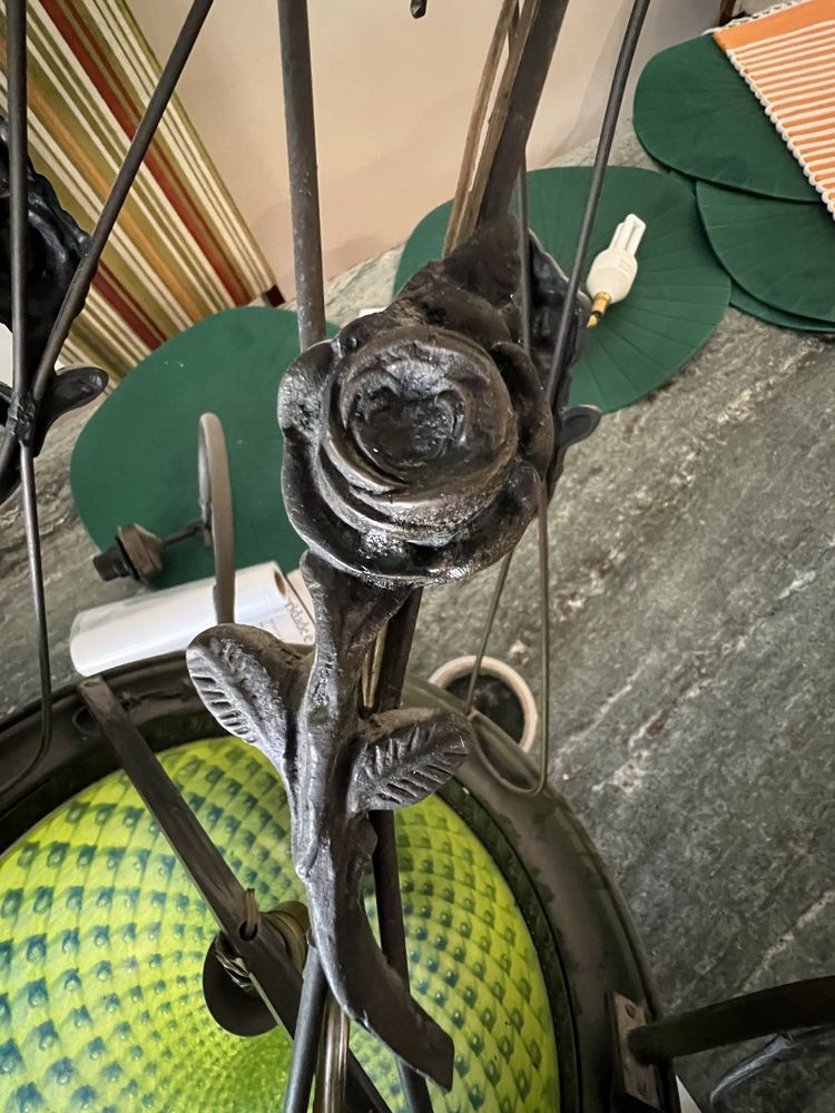 Candeeiro  art deco tecto , cor verde , impecavel