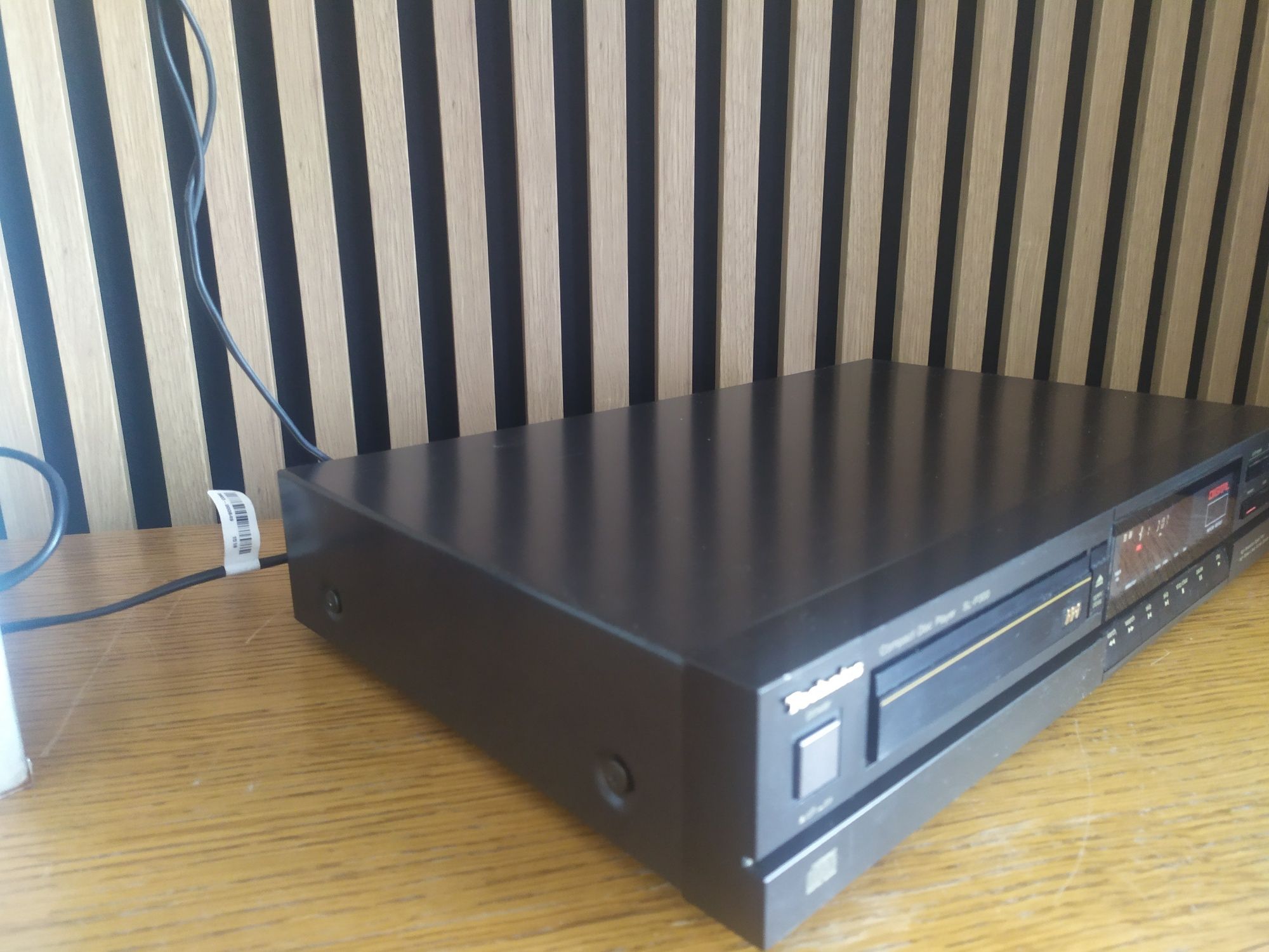 Technics SL P 300