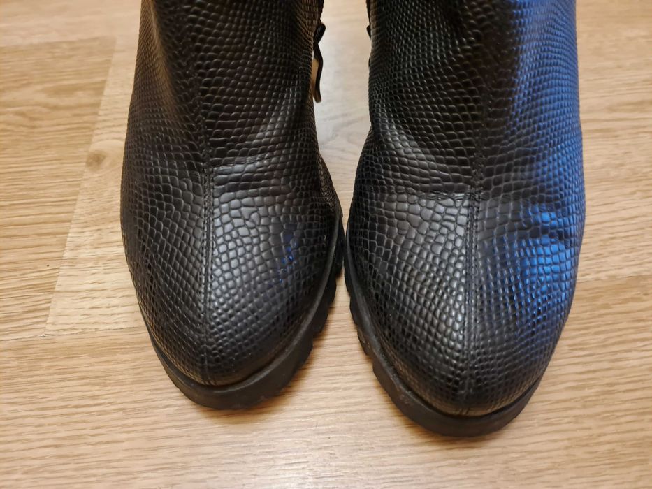 Шкіряні напівчеревики