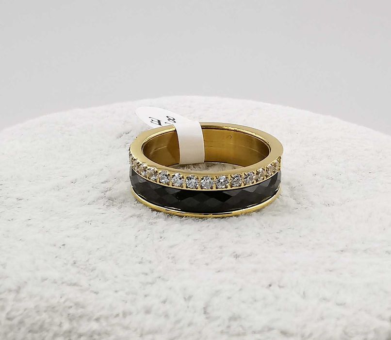 Pierścionek stal chirurgiczna średnica 16 mm ceramika cyrkonie