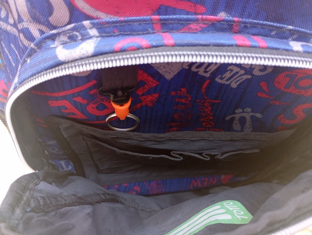 Mochila    TOTTO