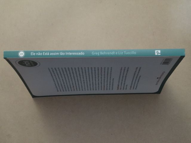 Como Ser Solteira de Liz Tuccillo - Vários Livros