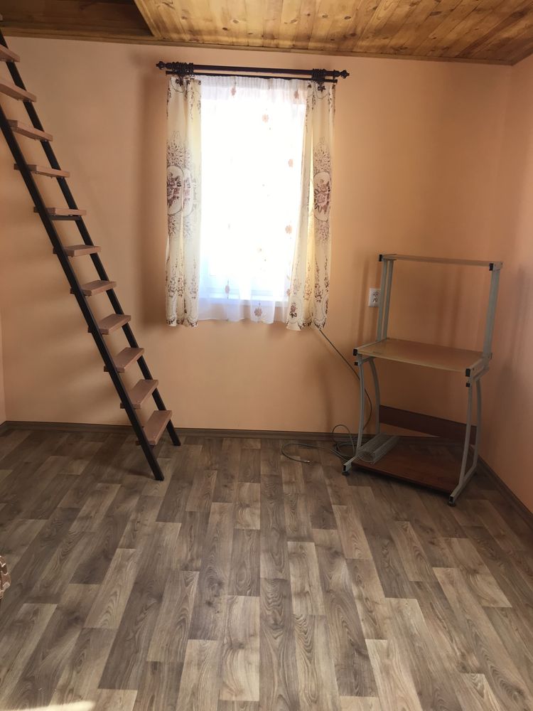 Продаж.Будинок, два будинки м Бориспіль,від власника. +новий генератор