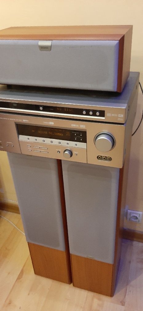 Yamaha kino domowe DVD amplituner kolumny