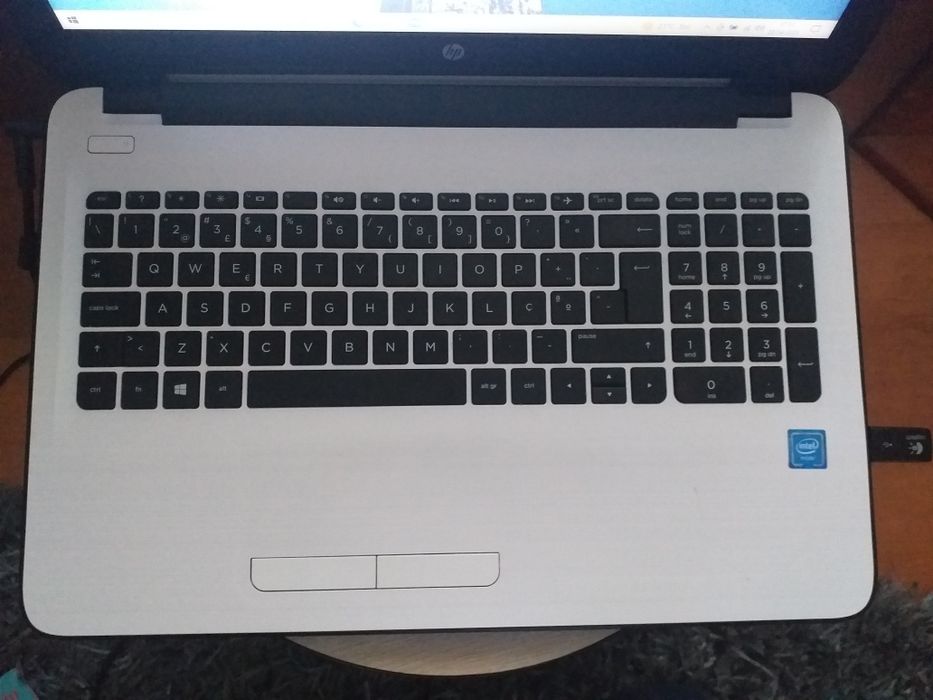 Portátil HP Notebook 4GB de RAM