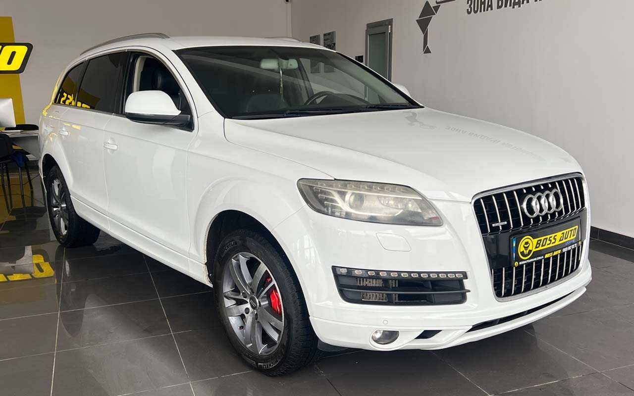 Audi Q7 2012 року