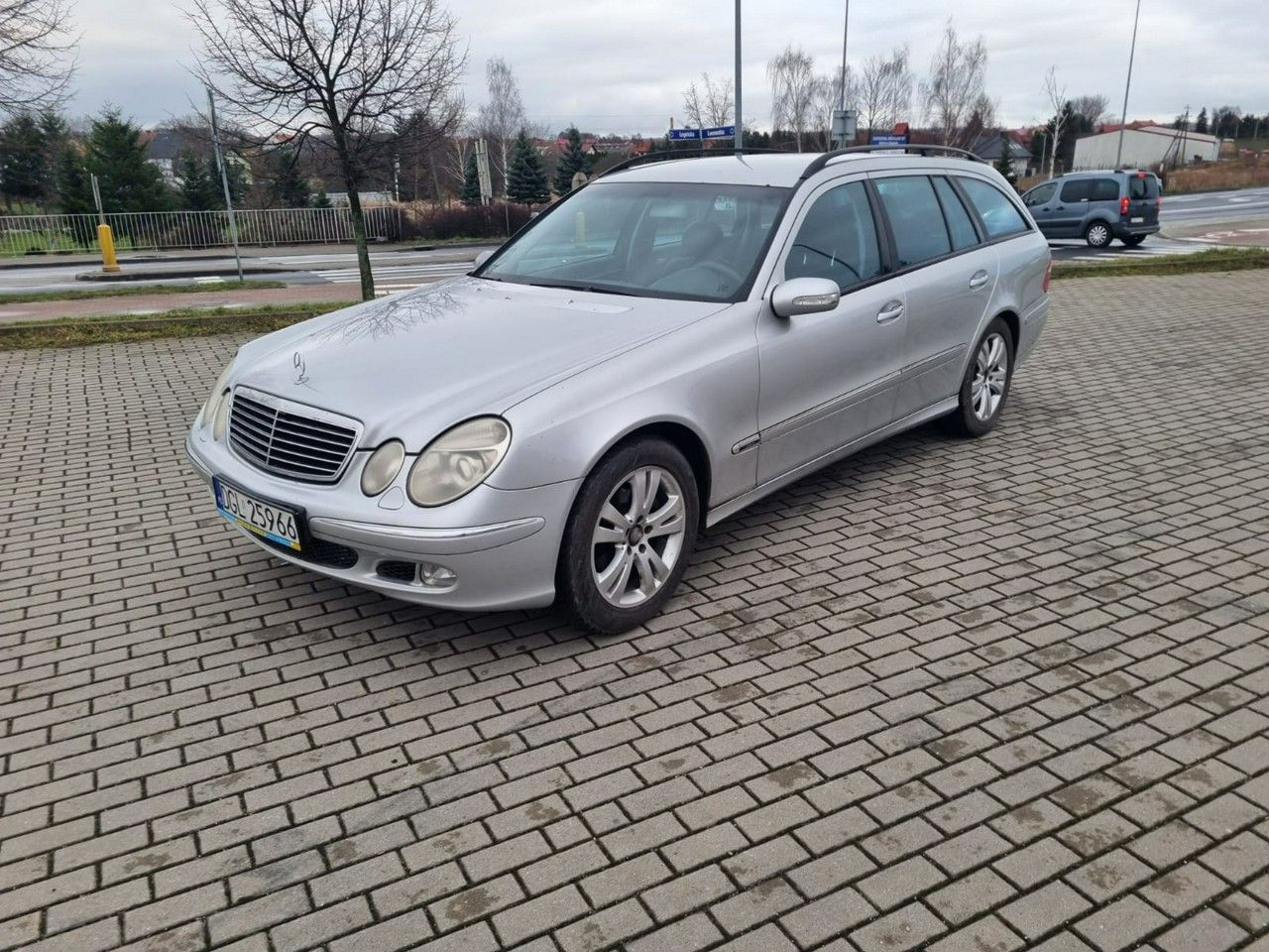 Mercedes E 240 177KM - Klimatyzacja