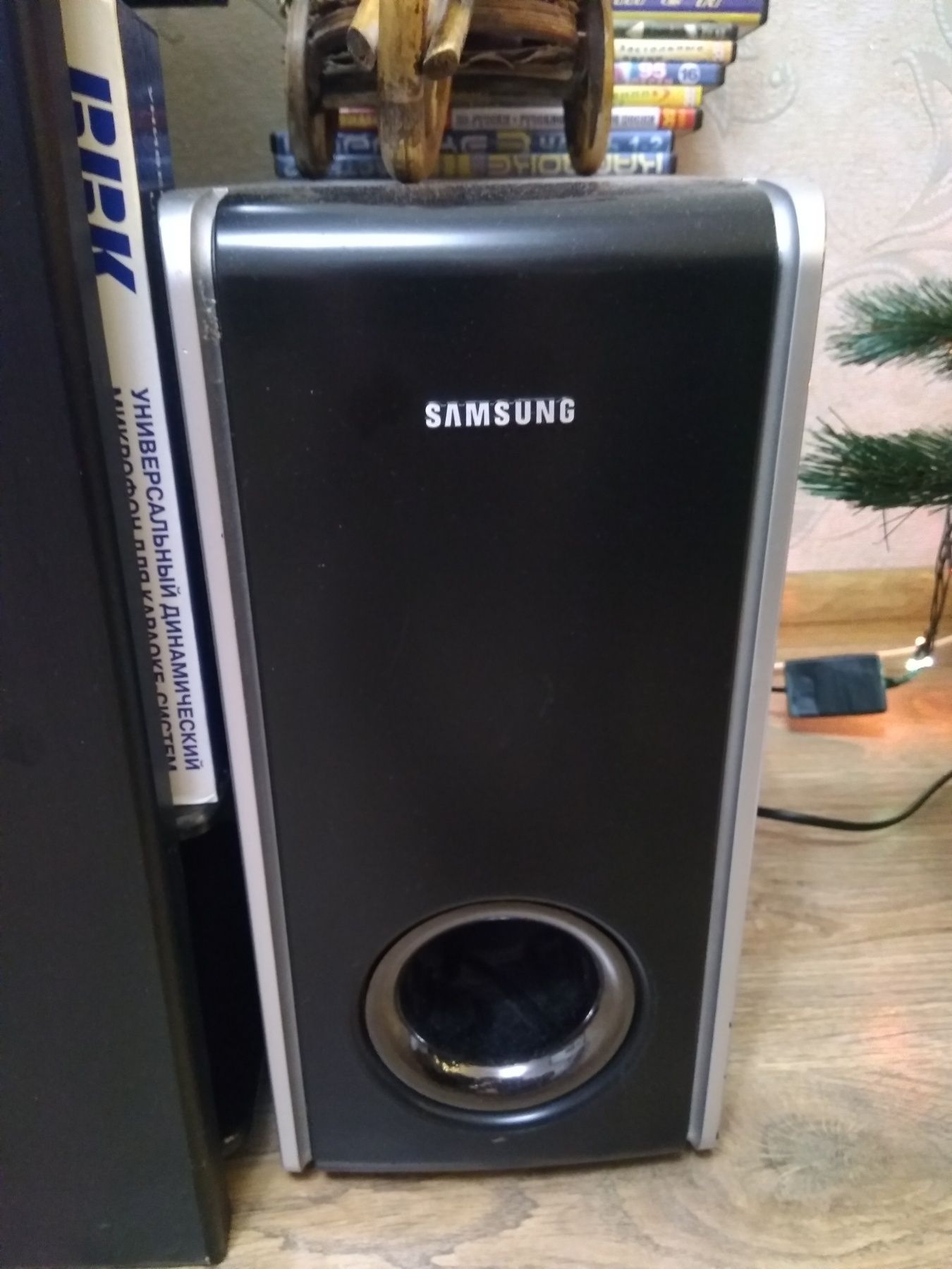 Домашний кинотеатр Samsung HT-TP33K .