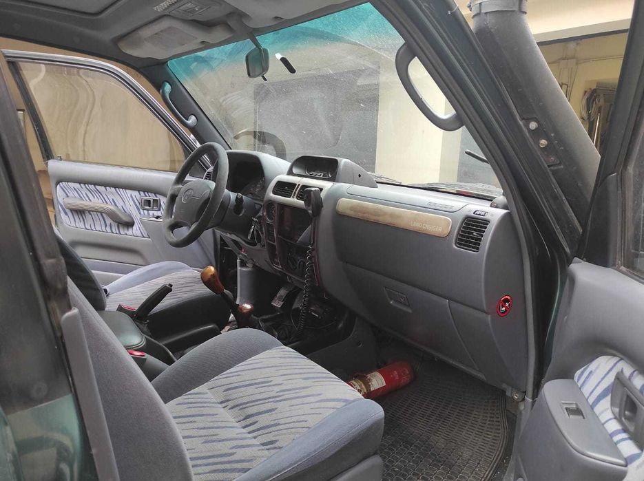 Toyota Land Cruiser Kzj95 8 lugares tudo averbado.