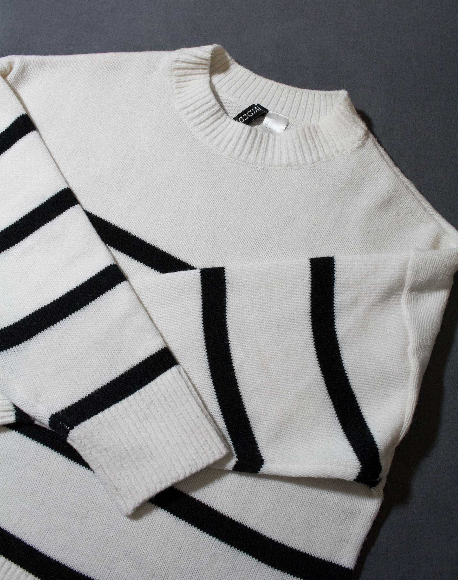 Biało-czarny sweter damski w paski H&M S/M