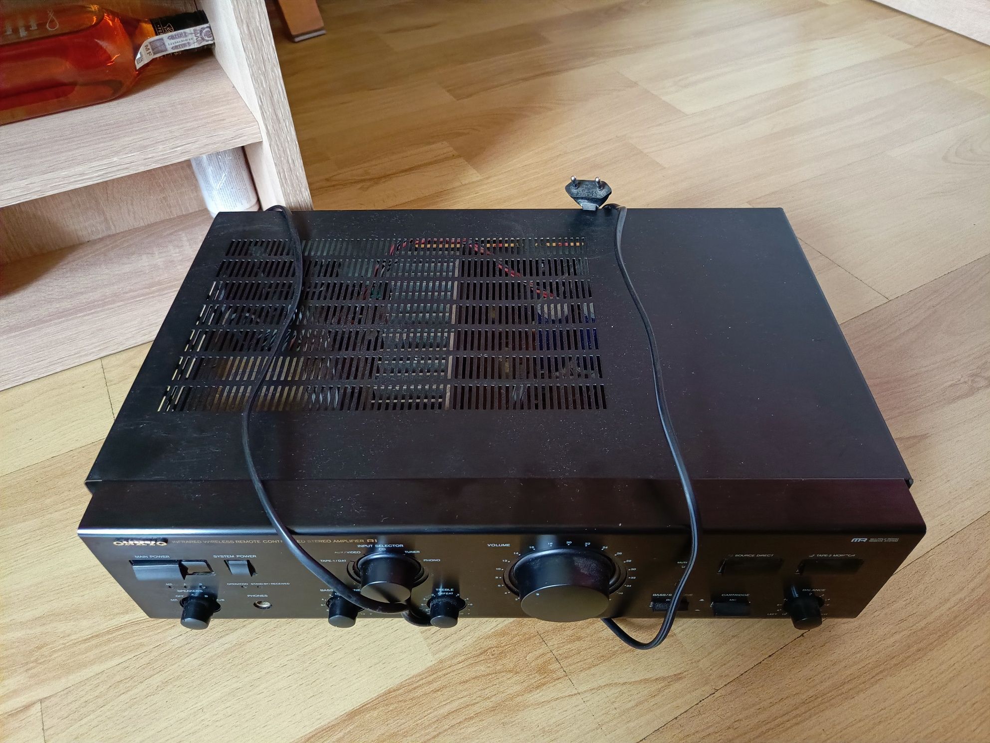 Wzmacniacz Onkyo A 8830