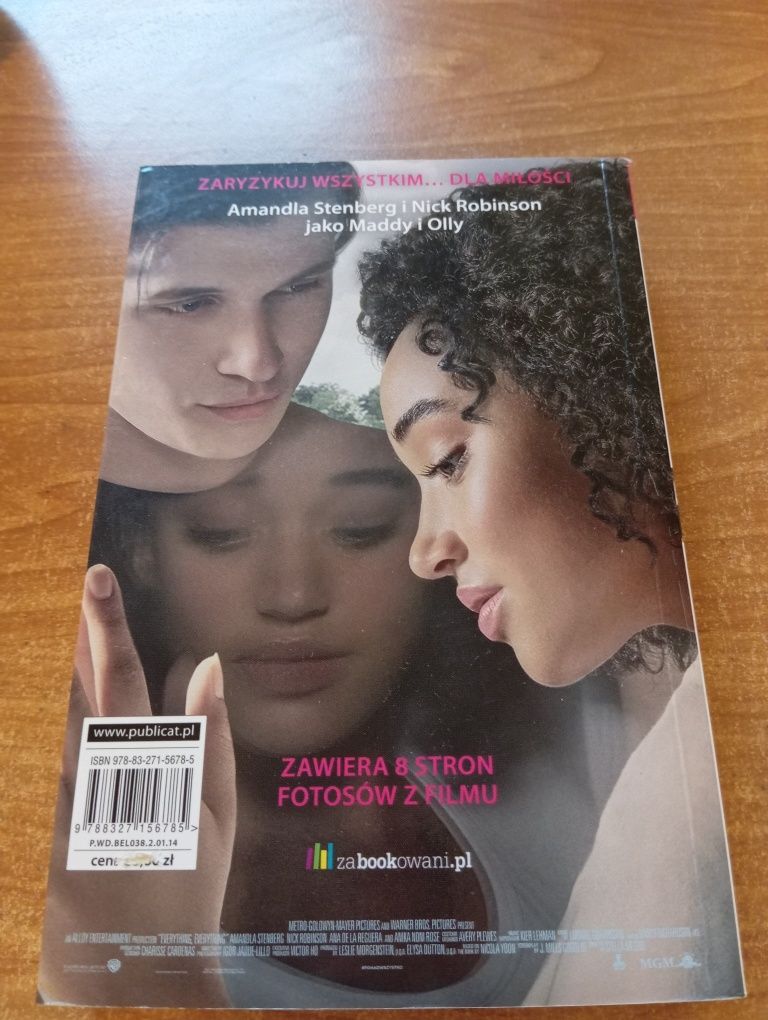 Książka Ponad Wszystko Nicola Yoon - wydanie filmowe ładne