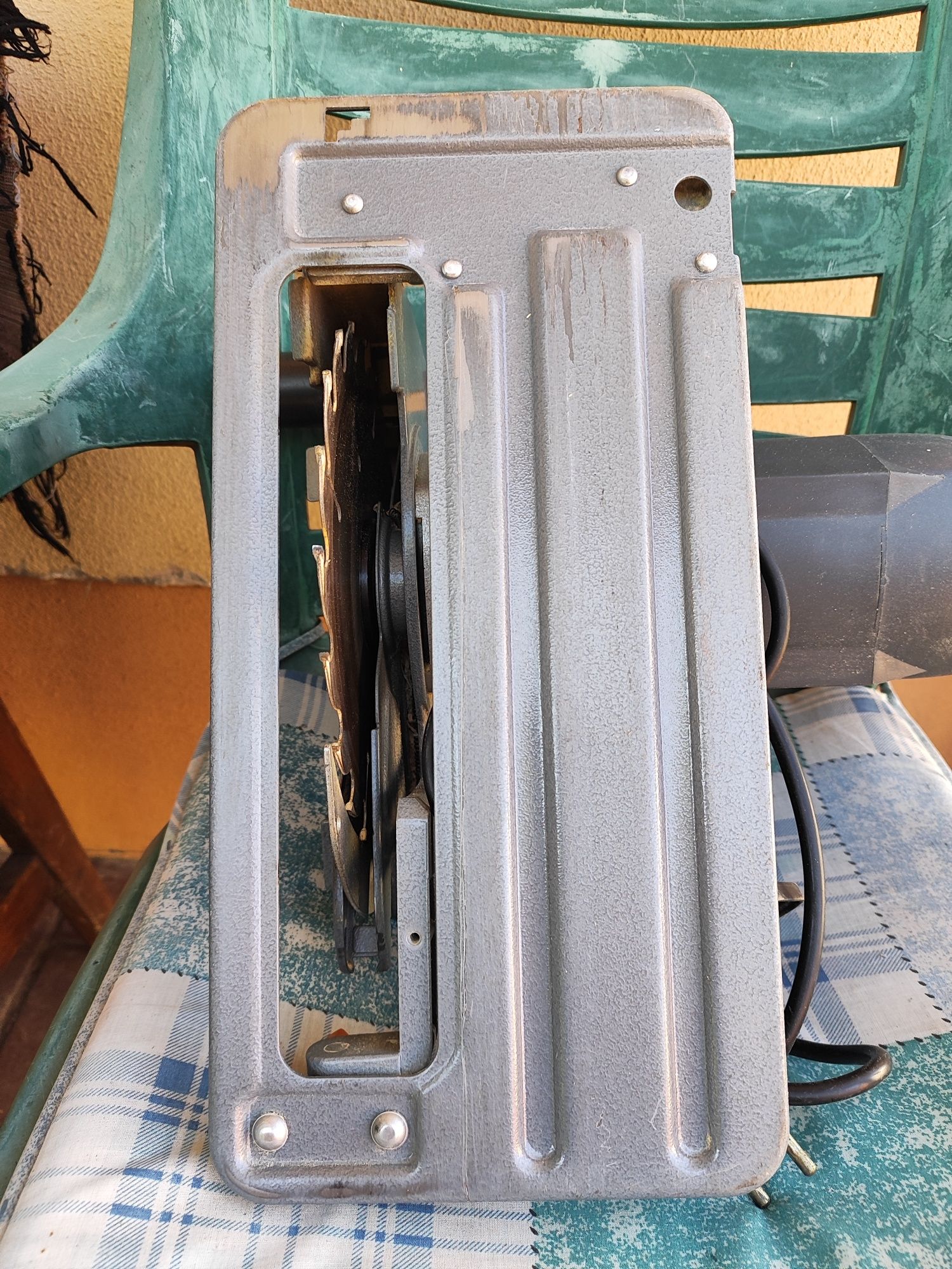 Дискова ручна електрична пила REBIR IE 5107 G2