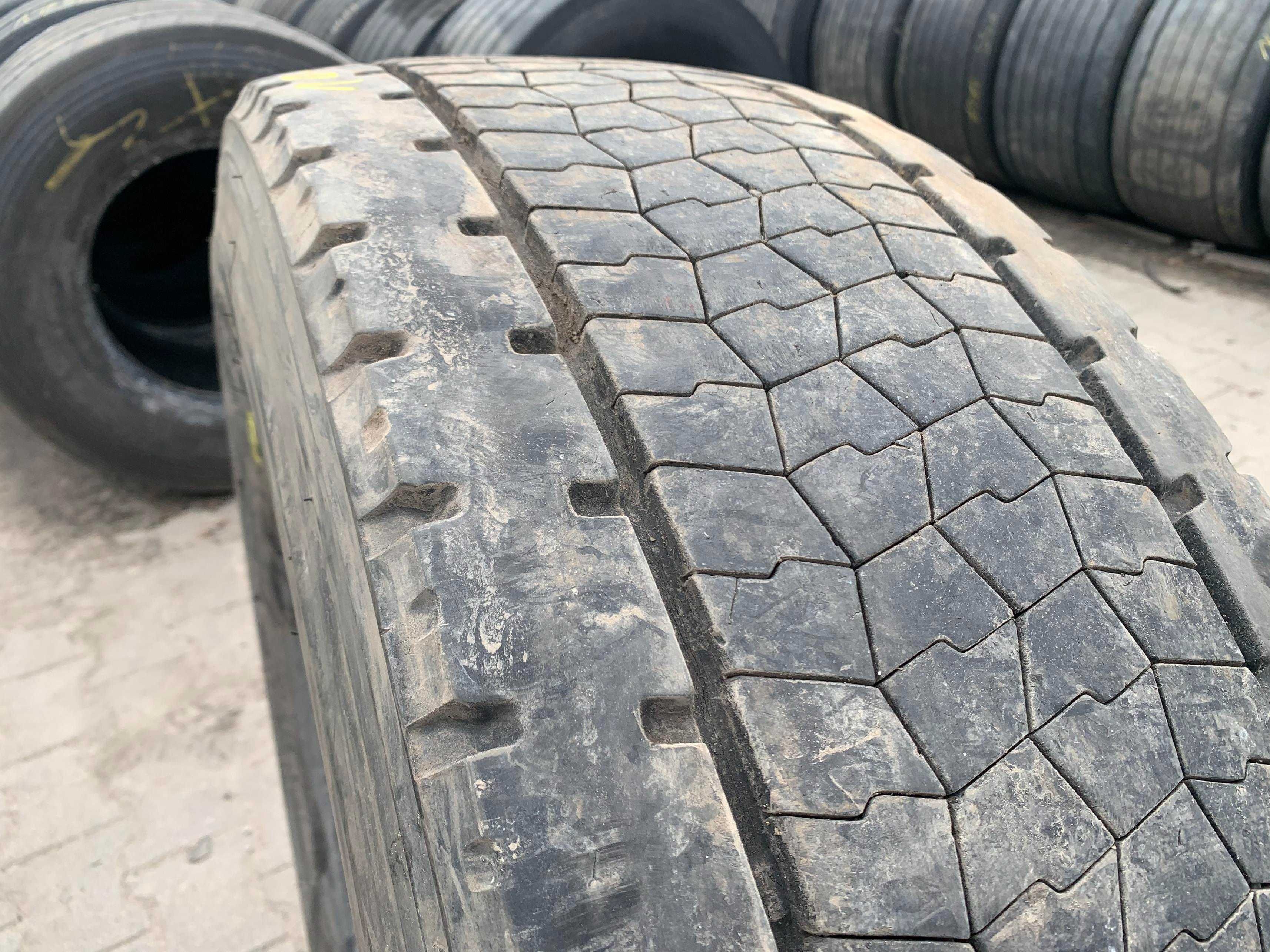 315/70R22.5 Opona BRIDGESTONE ECOPIA H-DRIVE 001 Napęd 10-11mm