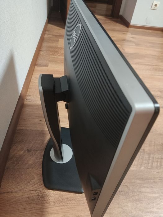 Монитор 24" Dell UltraSharp U2412M Black +коробка