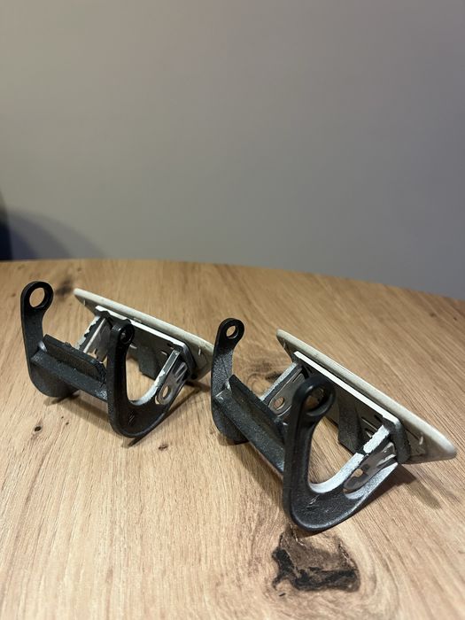 BMW F10 F11 Zaślepka spryskiwacza prawa lewa zderzak przod