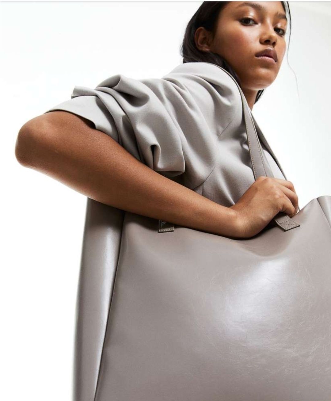 Bolsa Shopper H&M (NOVA)