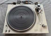 Gramofon Technics SL-1500 napęd bezpośredni Direct Drive