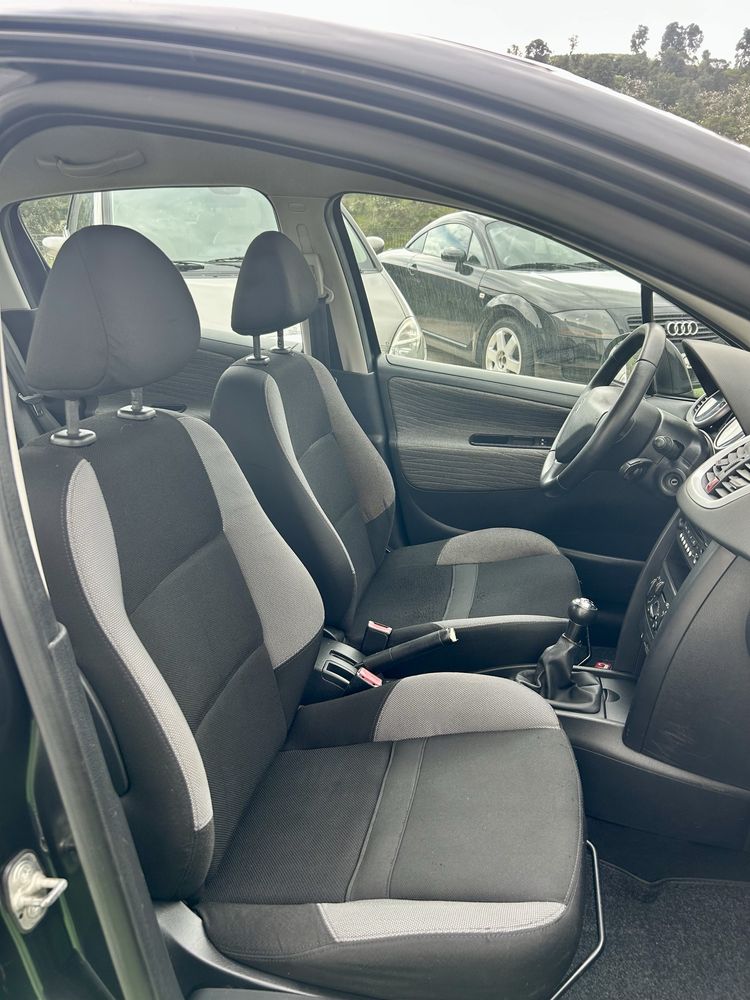 Peugeot 207 1.4i Open
