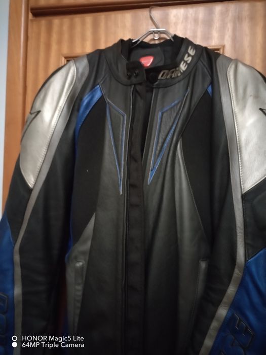 Blusao de motar. Em muiyo bom estado,  de marca pele genuina