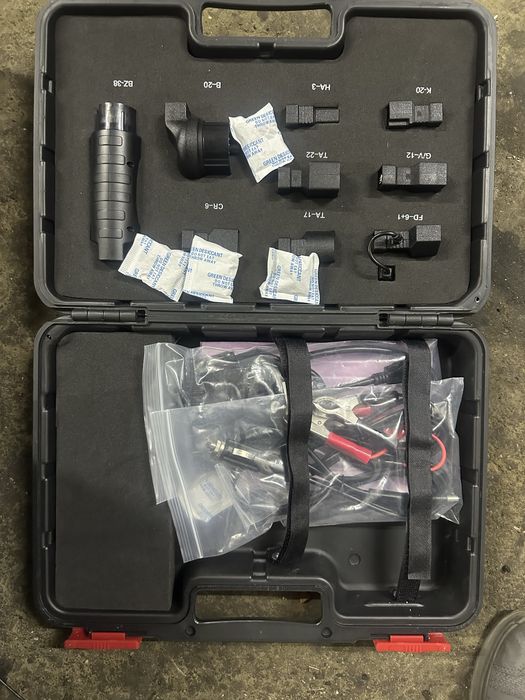 LAUNCH X431 PROV5 в комплекті з адаптерами