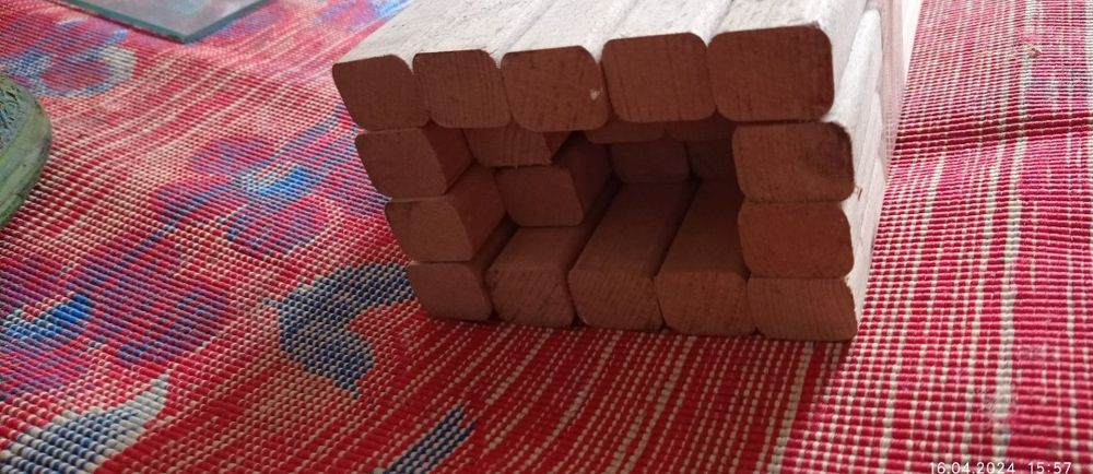 Брус 2.5см*3.00 см*0.90см