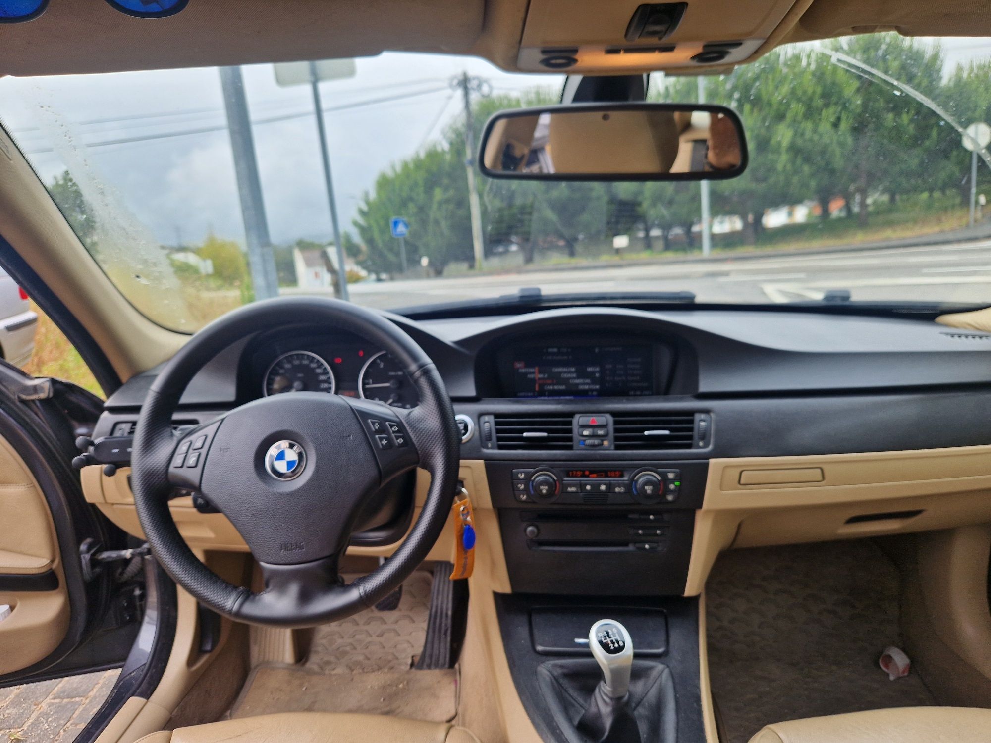 BMW carrinha 320D 2005