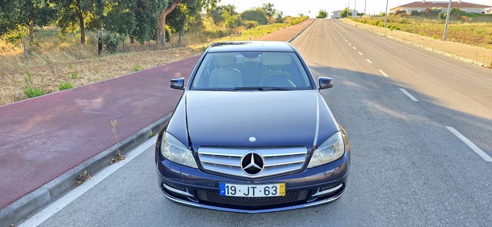 Mercedes_ benz C250 CDI avantgarde (Automatico)  Ano 2010 a diesel