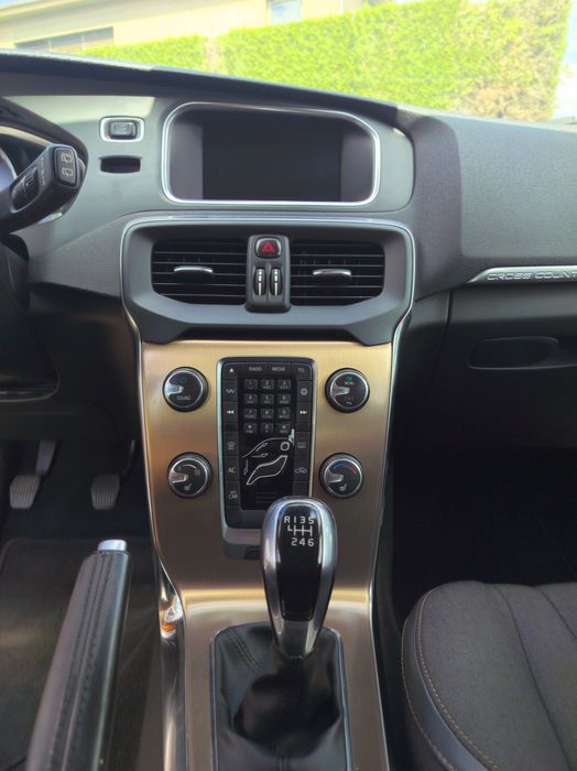 Volvo V40 D2 Cross Country