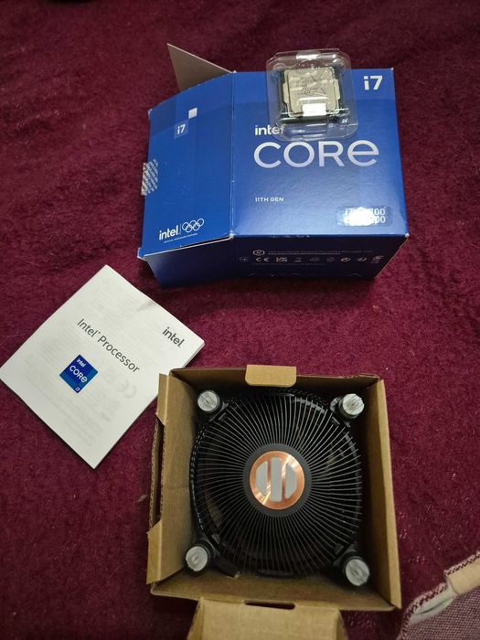 Процесор Intel Core i7-11700 s-1200 2.5GHz/16MB BOX LGA1200 8/16 яд/по