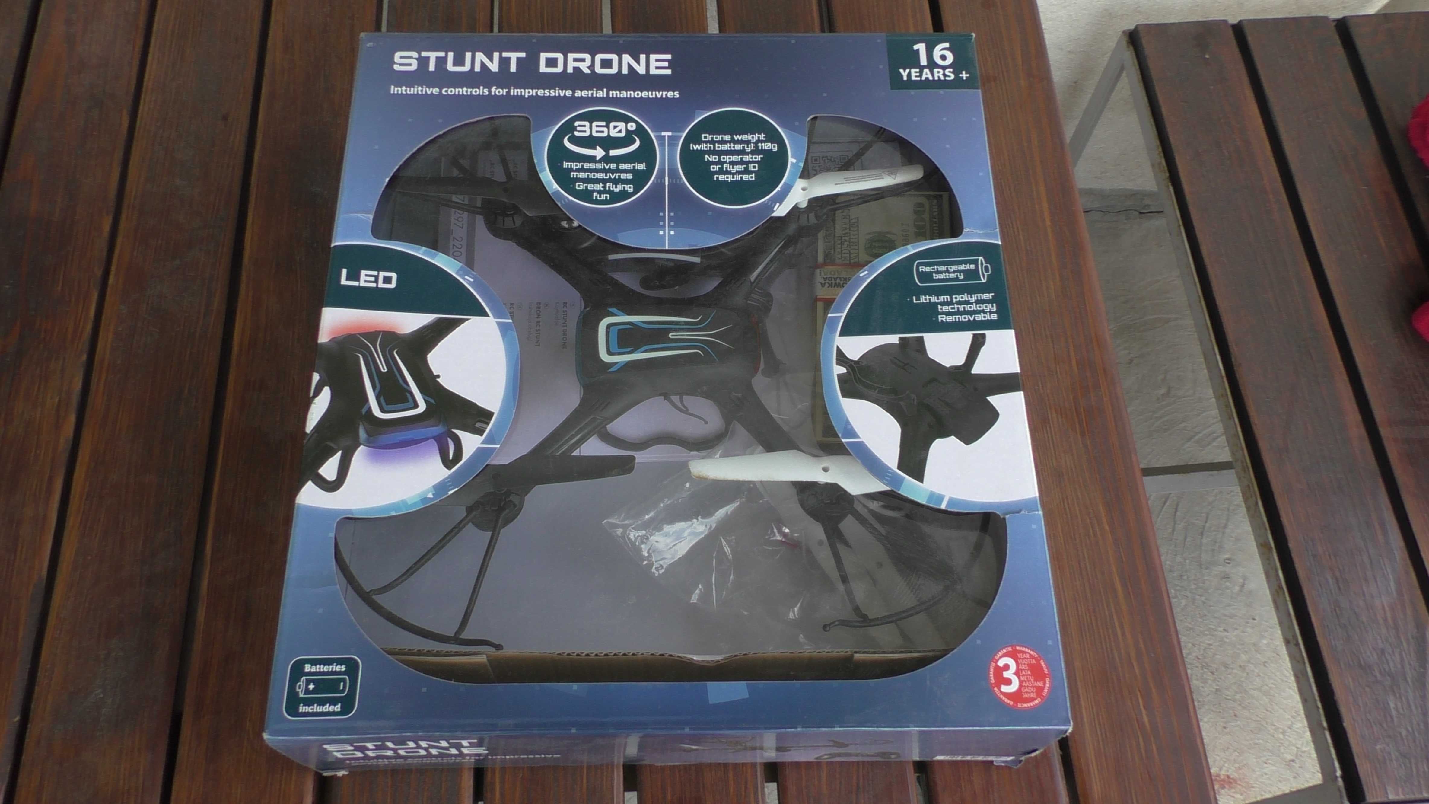 dron stunt 360 z pilotem bez baterii