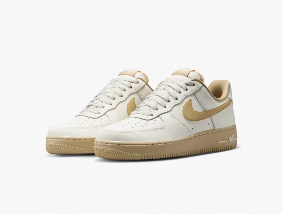 Кросівки жіночі Nike Air Force 1 ’07 Shoes Beige FZ3597-133