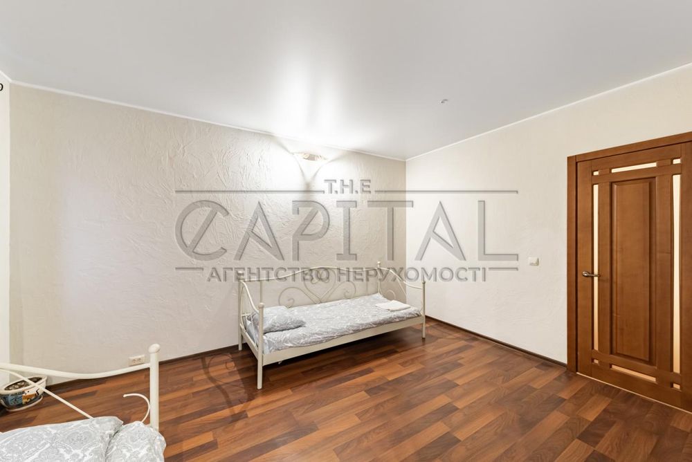 Оренда 5к квартири, вул. Володимирська, Центр, свет 24/7