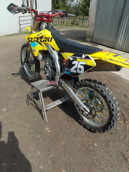 Suzuki rmz 250 09r stan bdb