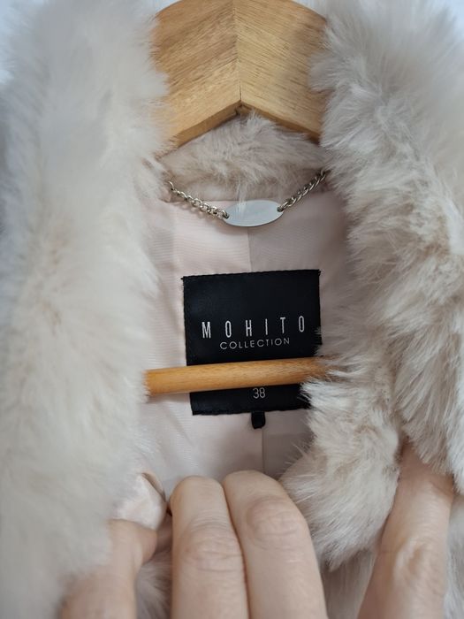 Futro futerko jasne dla damy eleganckie kremowe beżowe mohito