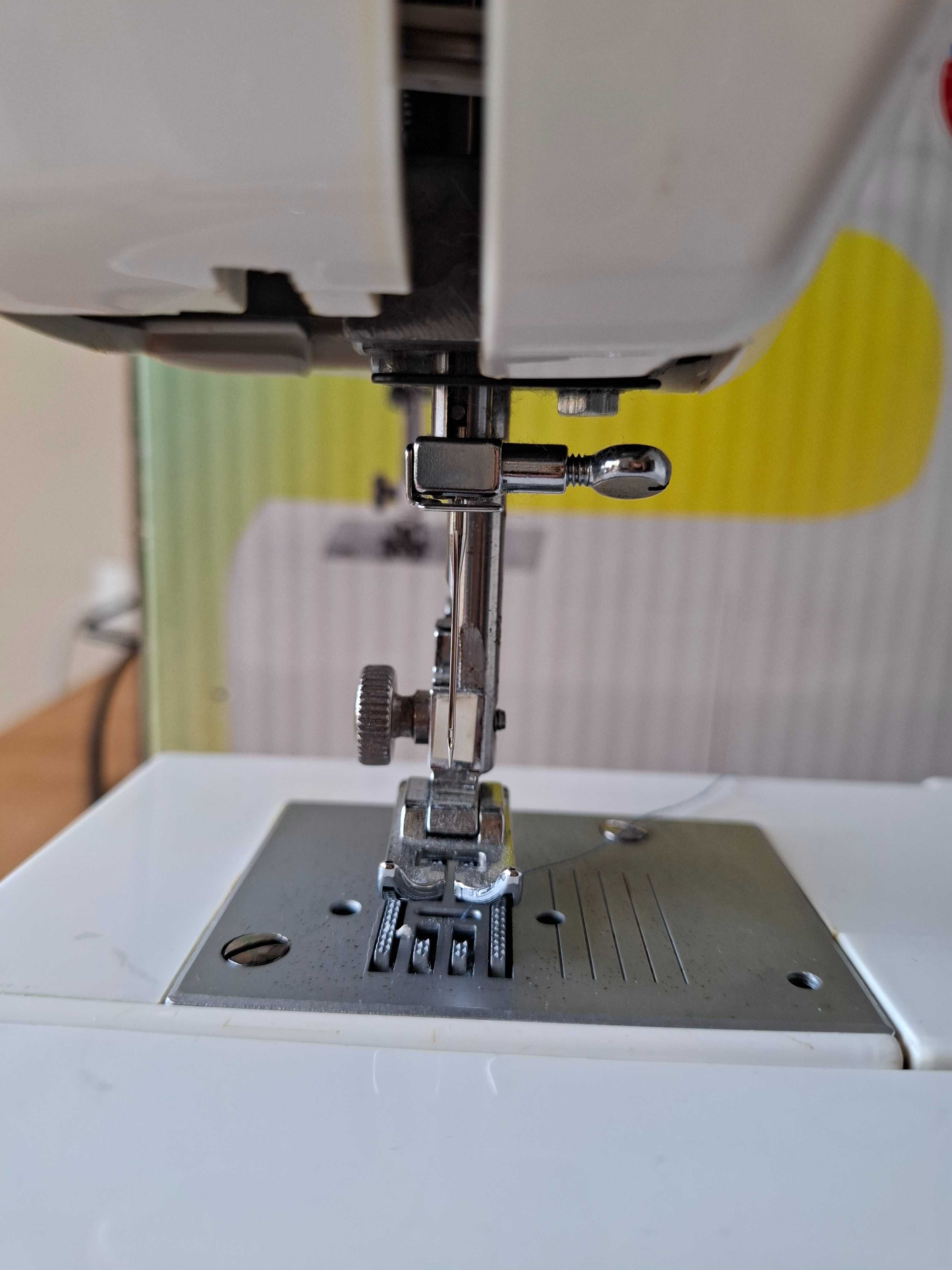 Máquina de costura Jocel 270C – completa, para peças ou reparo