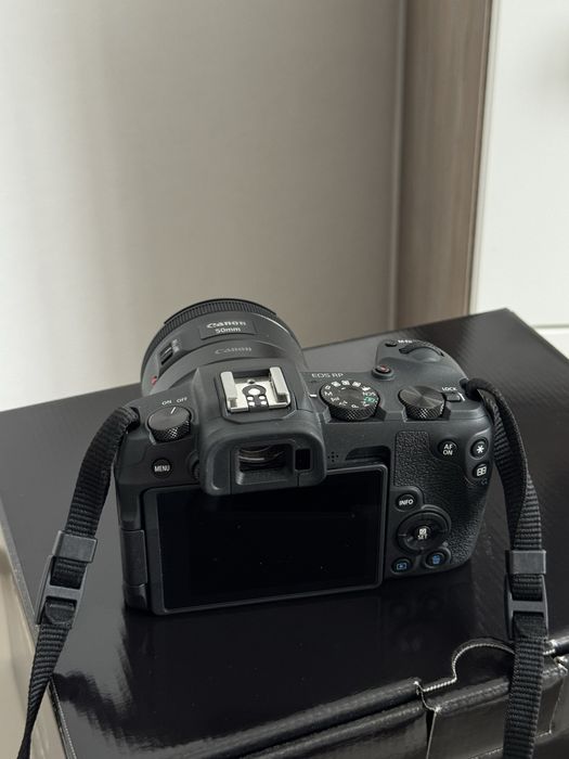 Фотокамера Сanon Eos RP